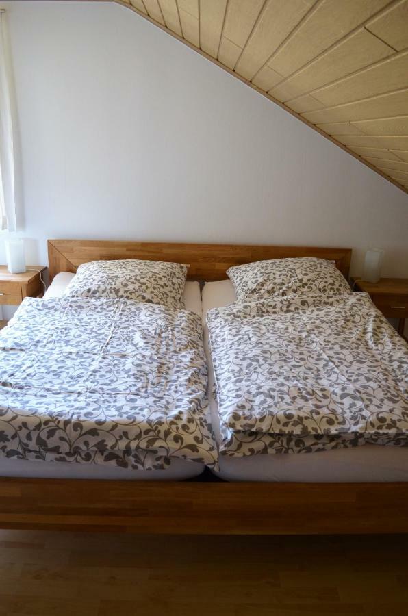 Beim Hooch "Schindelloft" Apartment Brucktal Екстериор снимка